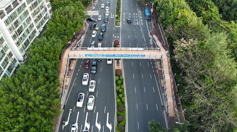 龍巖市政府北門人行天橋